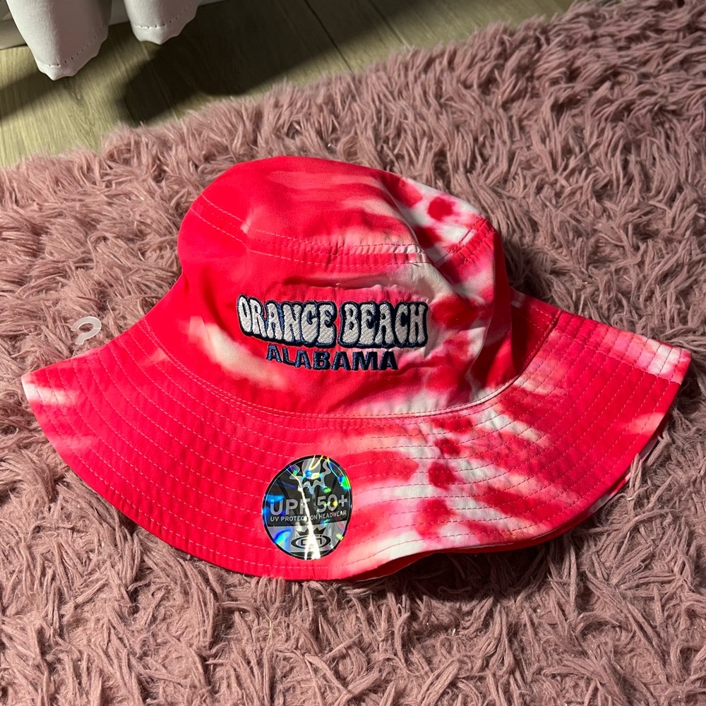 ALVINS ISLAND BUCKET HAT